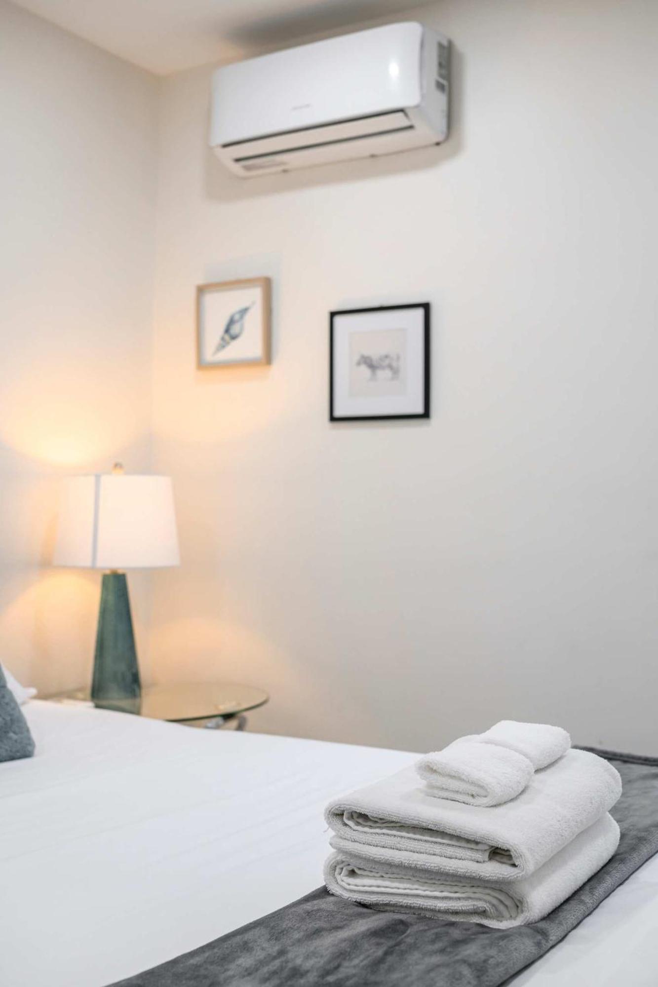 New Renovated 2B2B Apt Self Checkin Free Parking 1 Pasadena Exteriör bild