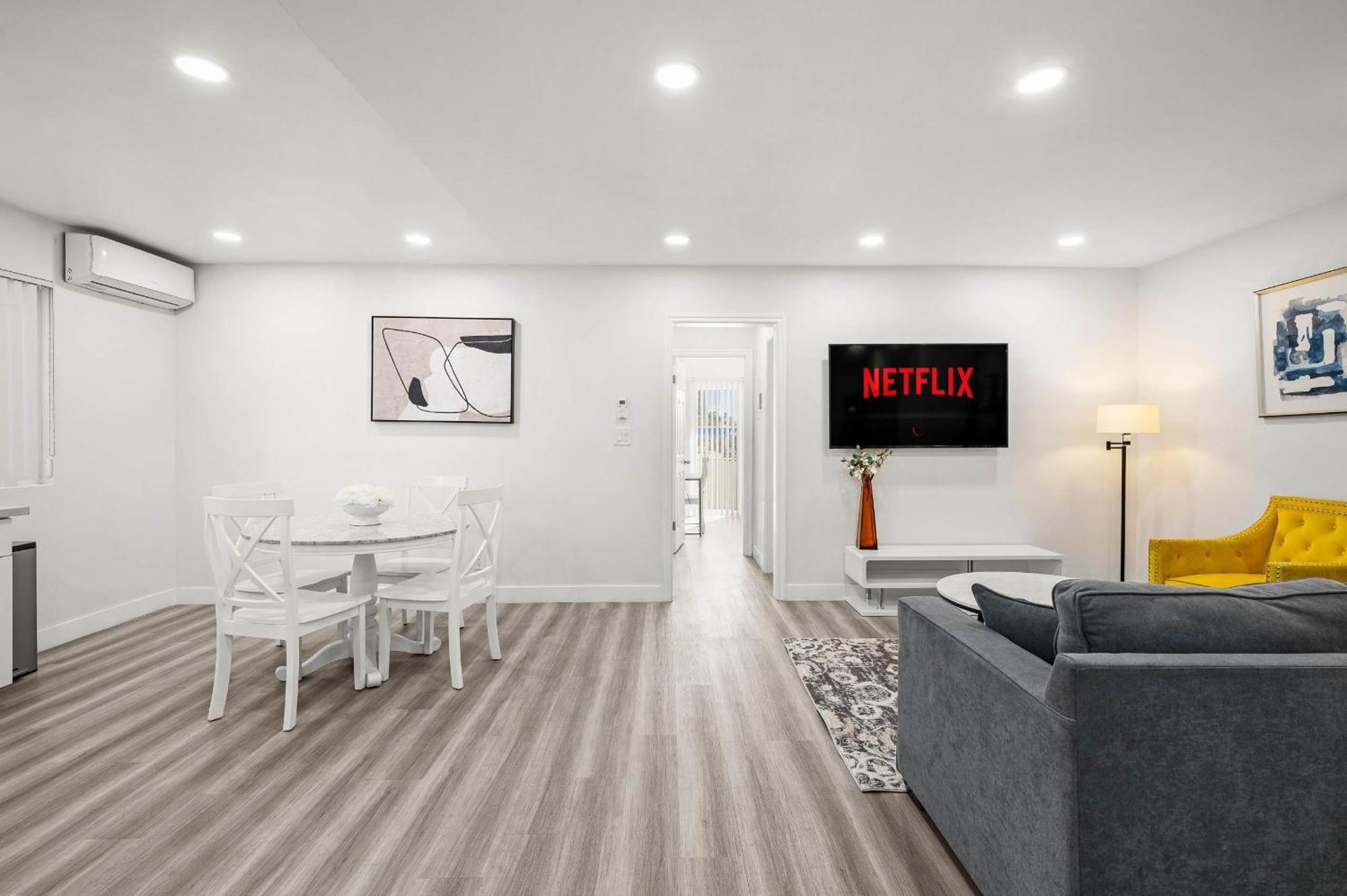 New Renovated 2B2B Apt Self Checkin Free Parking 1 Pasadena Exteriör bild
