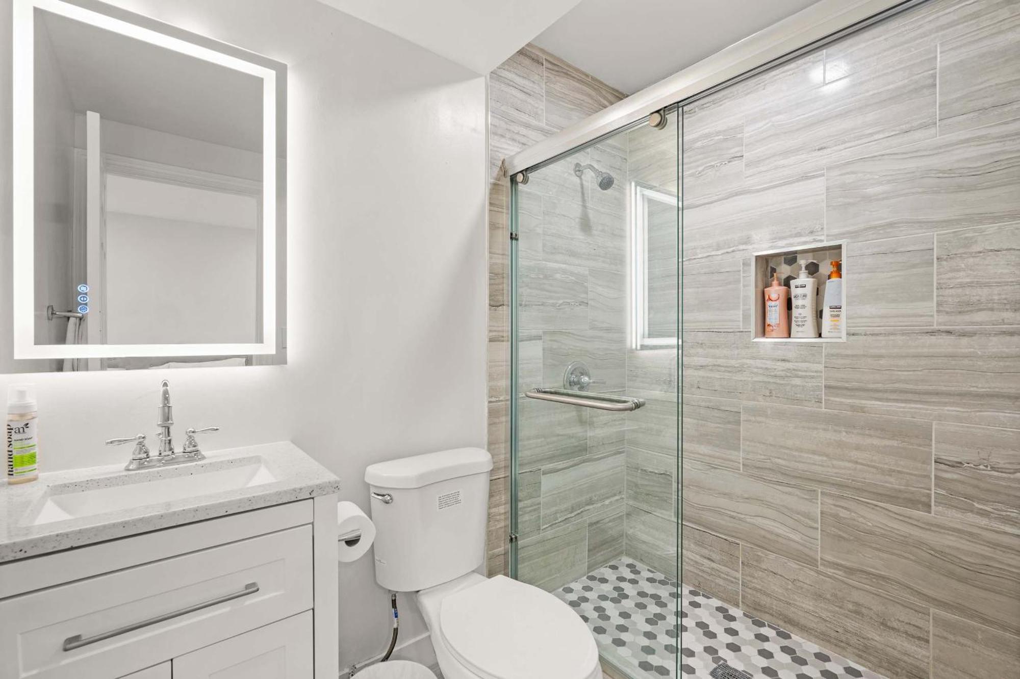 New Renovated 2B2B Apt Self Checkin Free Parking 1 Pasadena Exteriör bild